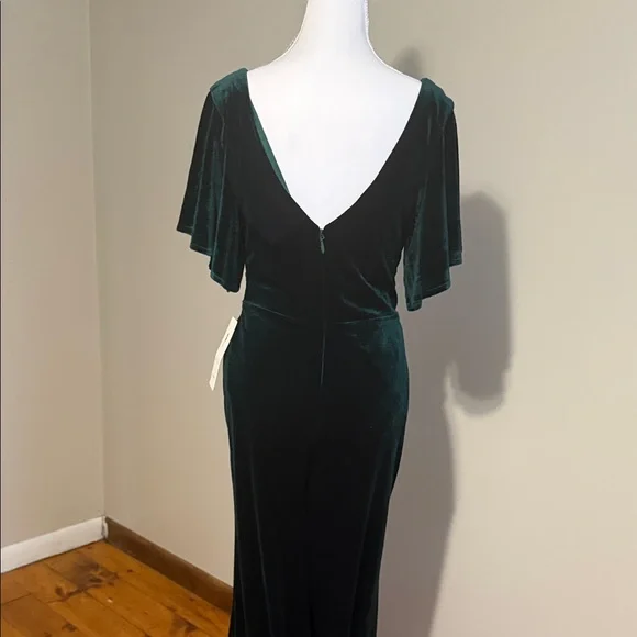 Luxurious Dark Green Velvet Maxi Dress - Picture 4 of 7